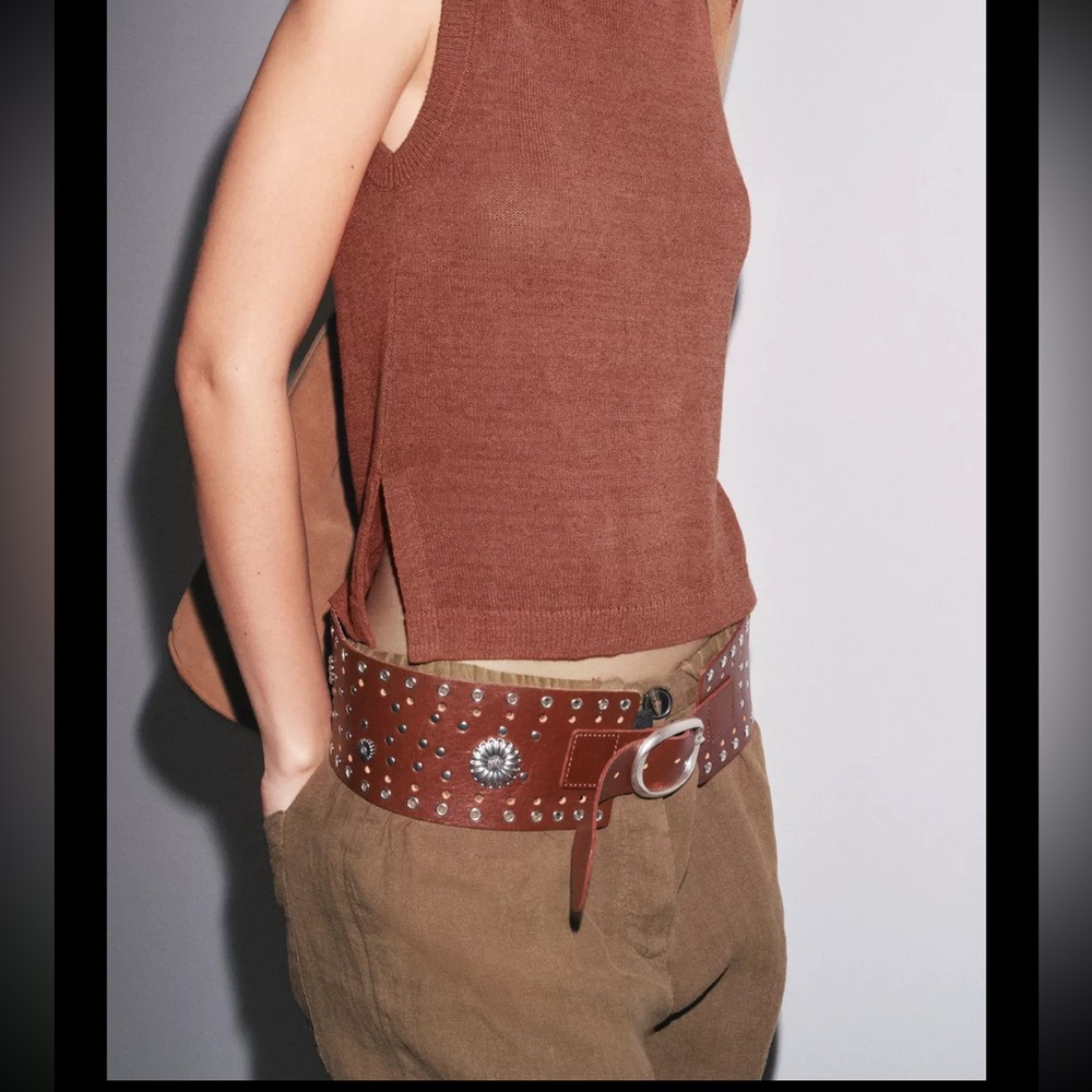Zara leather wide belt with metal flower & studs - Picture 9 of 13